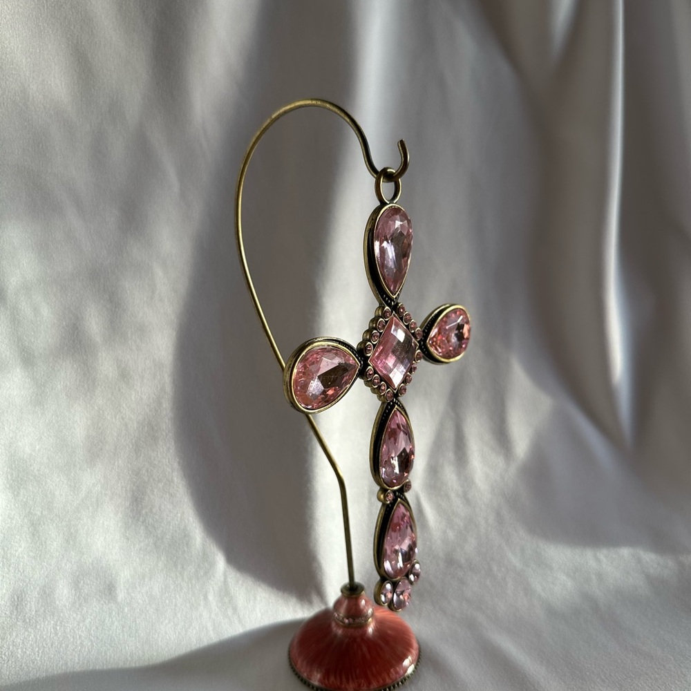 Kirkland Signature Pink and Gold Cross Ornament w/ Pink Stand - Picture 8 of 16